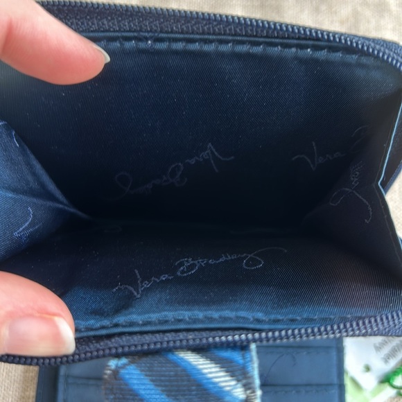 Vera Bradley wallet - Picture 7 of 13